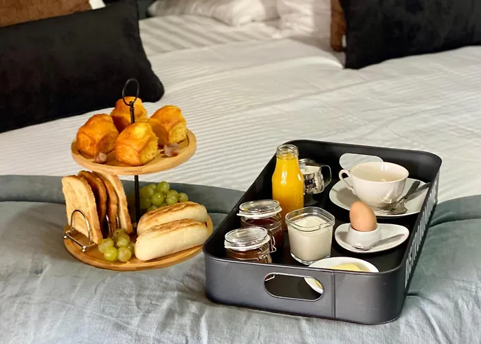 Domaine Valenquercy Bed and Breakfast