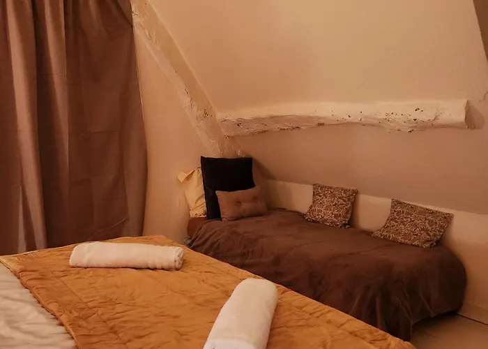 Domaine Valenquercy Bed and Breakfast