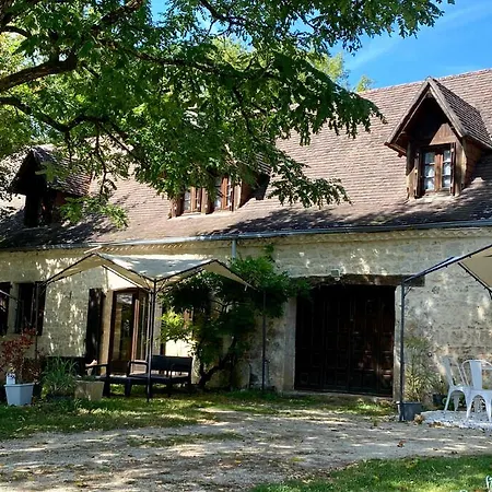 Domaine Valenquercy Bed & Breakfast 3*