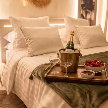 Alojamento de Acomodação e Pequeno-almoço Domaine Valenquercy 3*