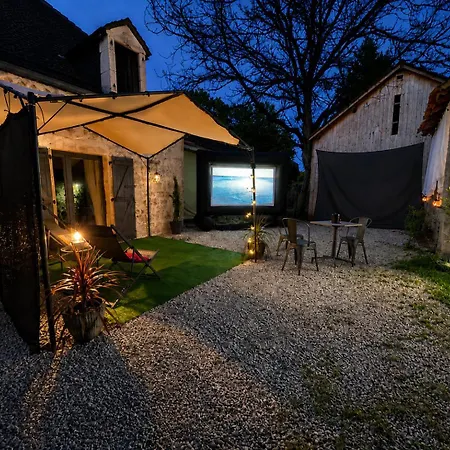Alojamento de Acomodação e Pequeno-almoço Domaine Valenquercy 3*