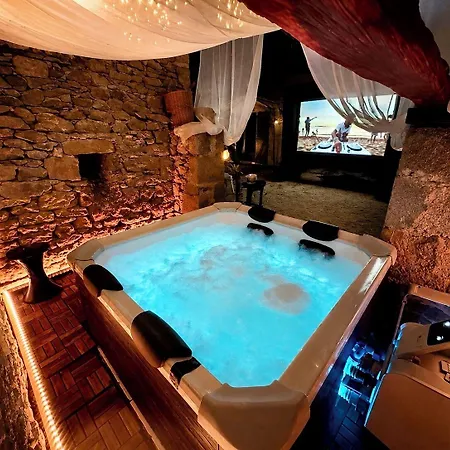 Bed & Breakfast Domaine Valenquercy 3*